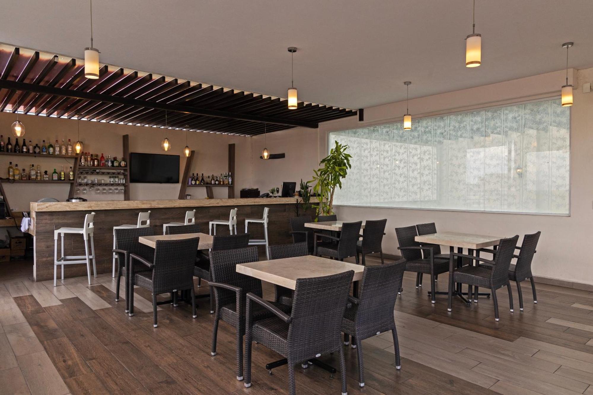 פואבלה Hotel Gala מראה חיצוני תמונה